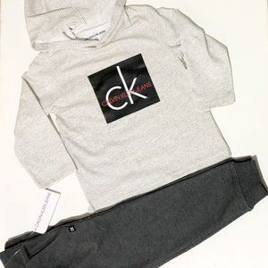 Clavin Klein Jeans hooded T-shirt and Sweatpants